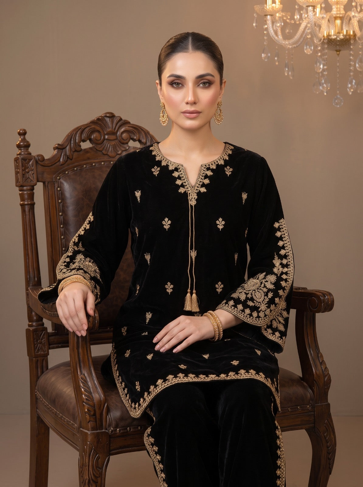 Sahar Velvet Tilla 2-Piece