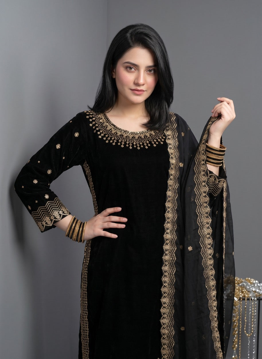 Nayab Velvet Embroidered 3-Piece