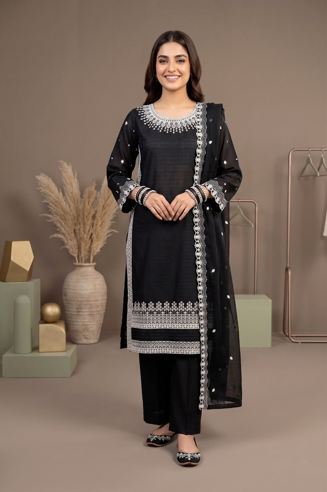 Affordable Luxury Pret Wear Collection: 3-Pcs Cotton