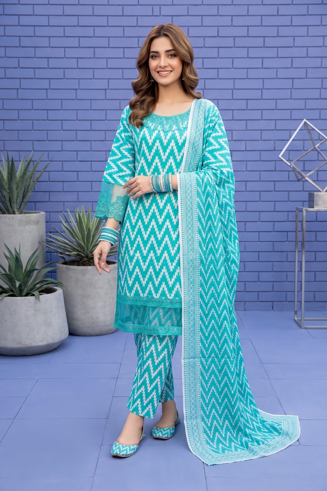 Premium Summer Printed Lawn 3-Piece Suit (Shirt, Trouser & Dupatta) | Zig Zag Style | Pehnavaa Store