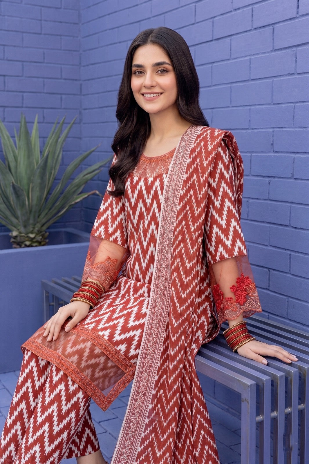Premium Summer Printed Lawn 3-Piece Suit (Shirt, Trouser & Dupatta) | Zig Zag Style | Pehnavaa Store