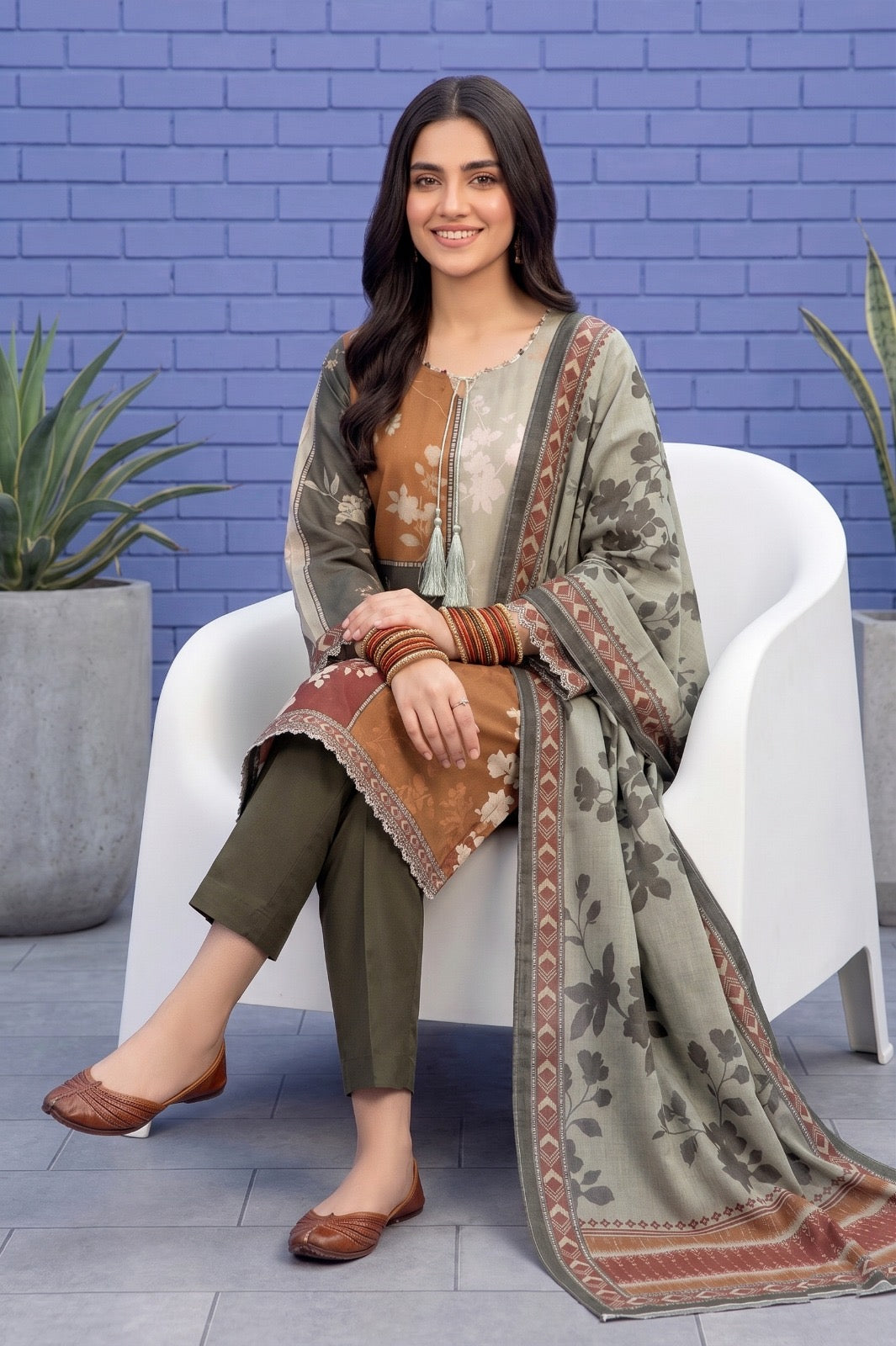 Premium Summer Printed Lawn 3-Piece Suit (Shirt, Trouser & Dupatta) | All Sizes Available | Pehnavaa Store
