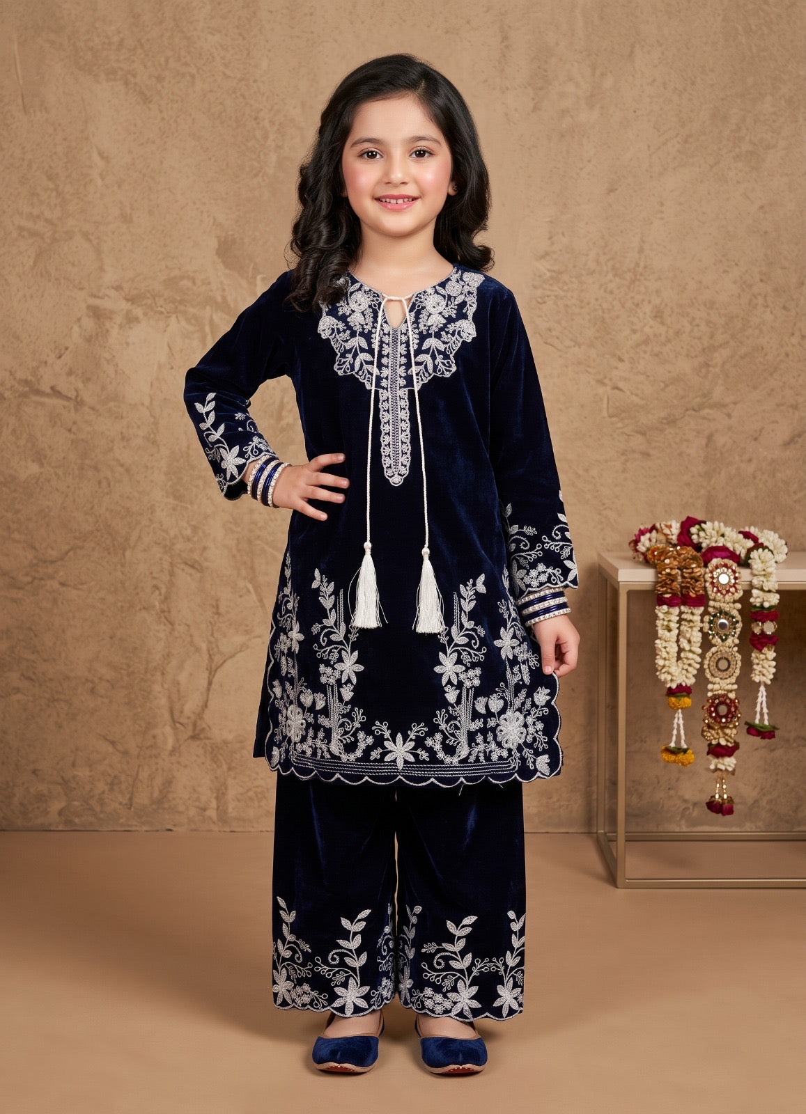 Girls white thread Velvet 2-pcs