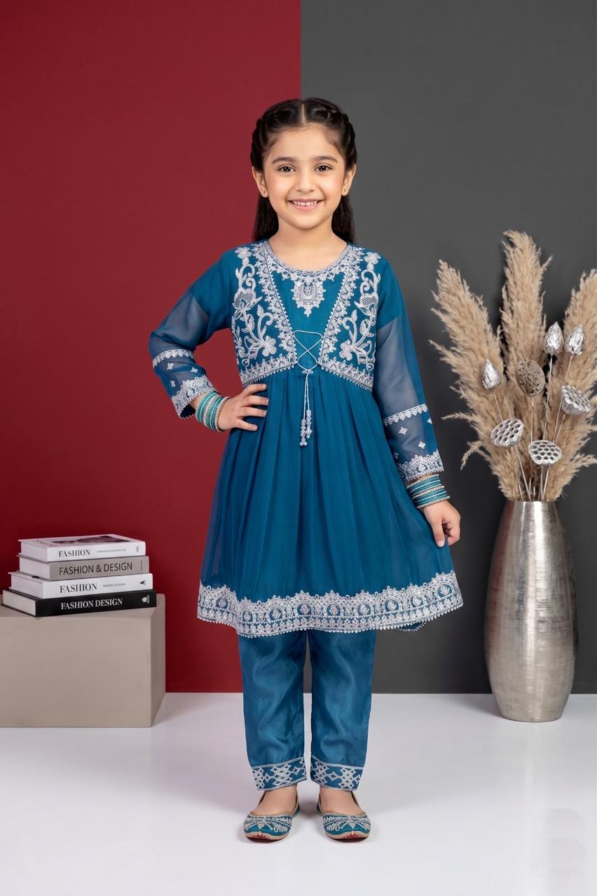 Pehnavaa Girls' Fancy Crinkle Chiffon Frock Set - Embroidered 3-Piece Festive Wear