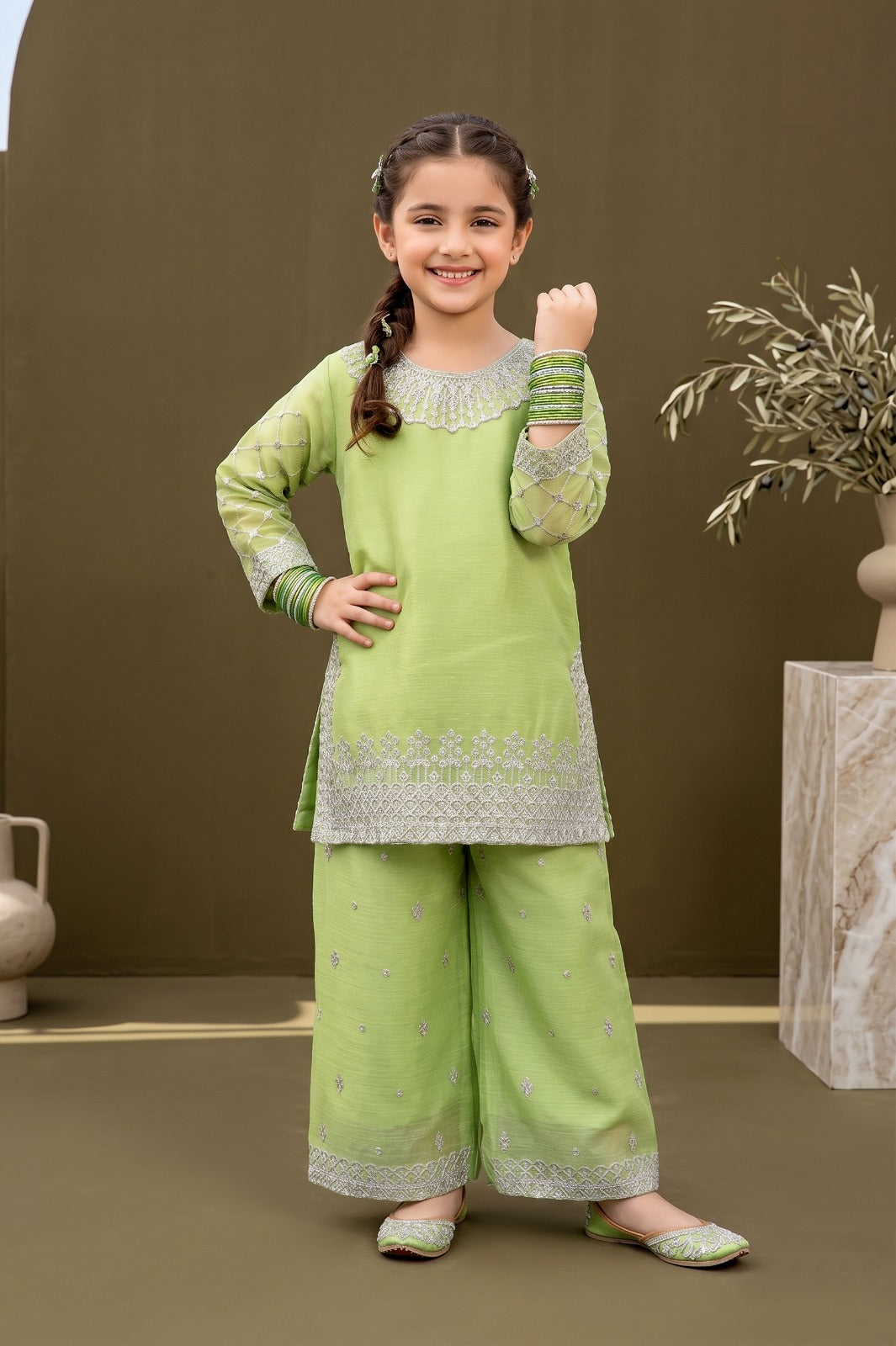 Pehnavaa Girls' Luxury Fancy Chiffon 2-Piece Suit – Embroidered Chiffon Sleeve Festive Collection
