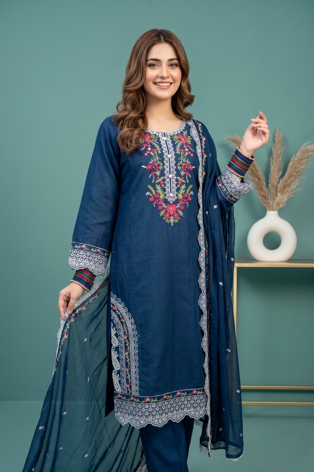 Pehnavaa Premium Embroidered 3-Piece Lawn Suit With Chiffon Embroidery Dupatta